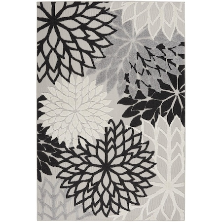 Homeroots 6 x 9 ft. Black Gray White Indoor & Outdoor Area Rug 384600